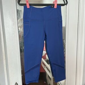 Victoria’s Secret sport knockout Capri leggings gym